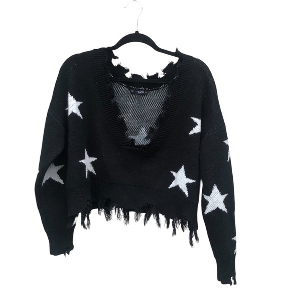 Zaful Sweaters - Zaful Black Star Distressed Cropped Fringed Sweater Medium